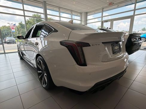 Used 2024 Cadillac CT5 V Blackwing w/ Driver Assist Package RWD image 2
