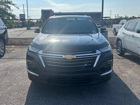 Used 2022 Chevrolet Traverse LT AWD/4WD image 4