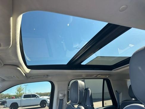 Used 2020 Lincoln Navigator Black Label AWD/4WD image 5