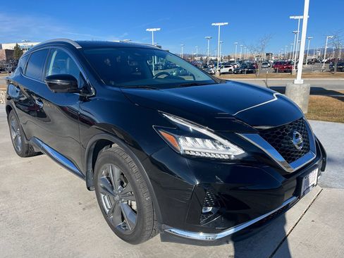 Used 2020 Nissan Murano Platinum image 3