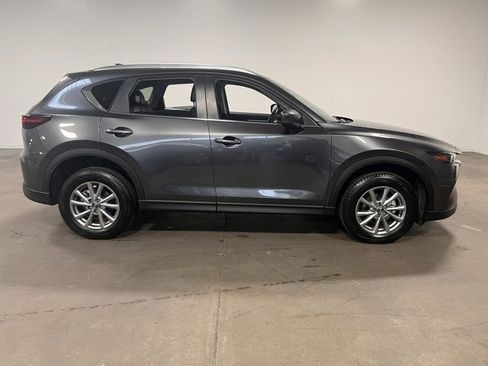 Used 2022 MAZDA CX-5 AWD 2.5 S w/ Preferred Package image 2