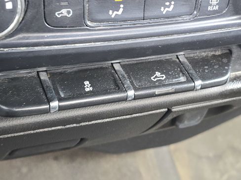 Used 2014 Chevrolet Silverado 1500 W/T image 19