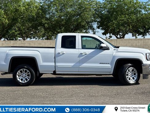 Used 2017 GMC Sierra 1500 SLE w/ SLE Value Package AWD/4WD image 4