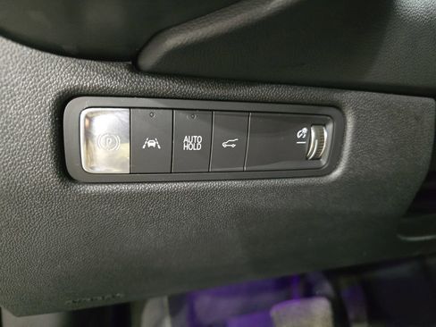 New 2025 Chevrolet Equinox EV RS w/ LPO, Illumination Package image 27