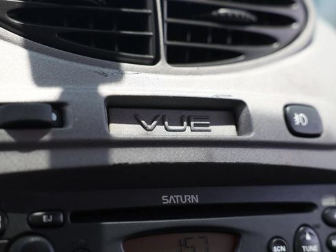 Used 2004 Saturn Vue 2WD V6 image 31