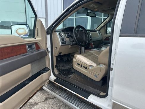 Used 2010 Ford F150 XLT image 13