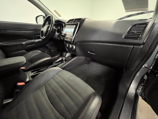 Used 2024 Mitsubishi Outlander Sport SE AWD/4WD image 10
