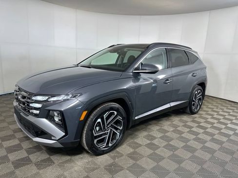 Used 2025 Hyundai Tucson Limited image 7