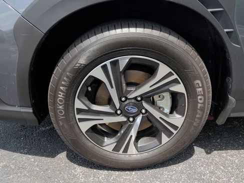 Used 2024 Subaru Crosstrek 2.0i Premium AWD/4WD image 11