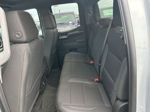 Used 2024 GMC Sierra 1500 Elevation image 12