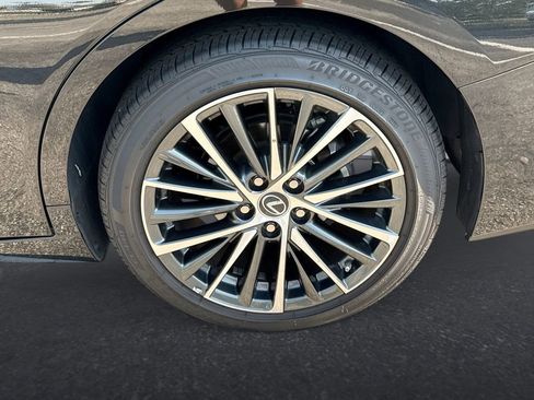 Used 2025 Lexus ES 350 w/ Premium Package FWD image 31
