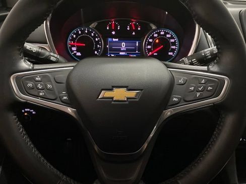 Used 2022 Chevrolet Equinox LT FWD image 38