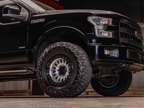 Used 2016 Ford F150 Lariat w/ Equipment Group 502A Luxury image 11