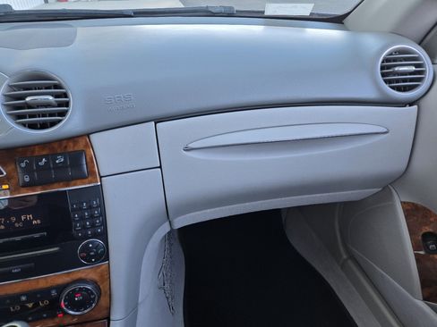 Used 2005 Mercedes-Benz CLK 500 Cabriolet image 33