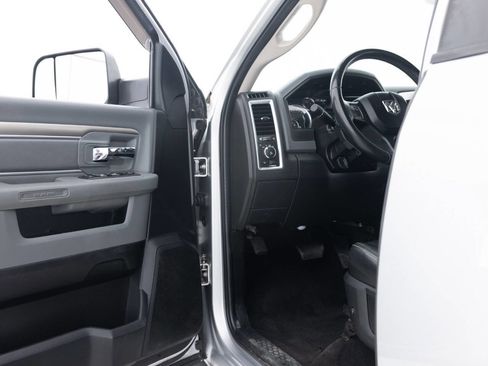 Used 2017 RAM 1500 Big Horn image 28