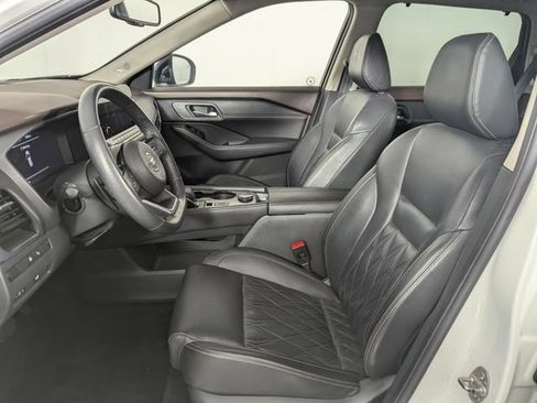 Used 2021 Nissan Rogue Platinum AWD/4WD image 10