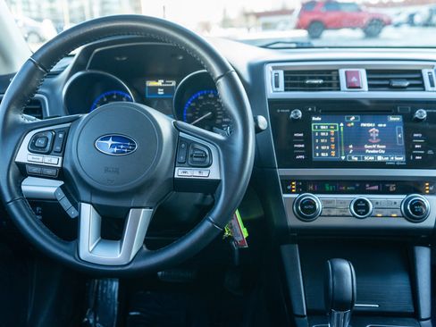 Used 2016 Subaru Legacy 2.5i Premium image 12