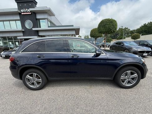 Used 2022 Mercedes-Benz GLC 300 4MATIC w/ Multimedia Package Lite image 8