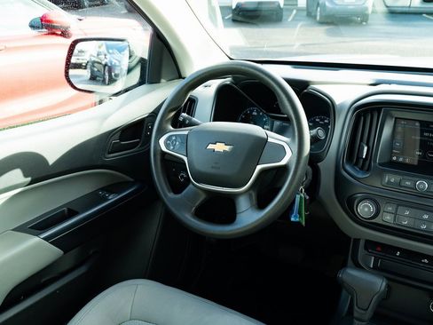 Used 2019 Chevrolet Colorado W/T w/ WT Convenience Package image 9