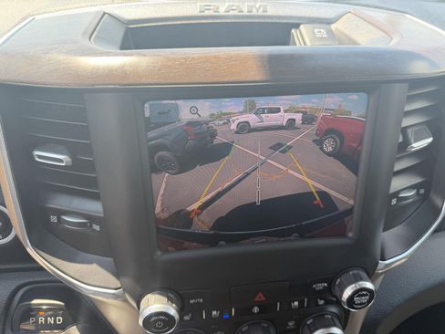 Used 2022 RAM 1500 Laramie AWD/4WD image 29