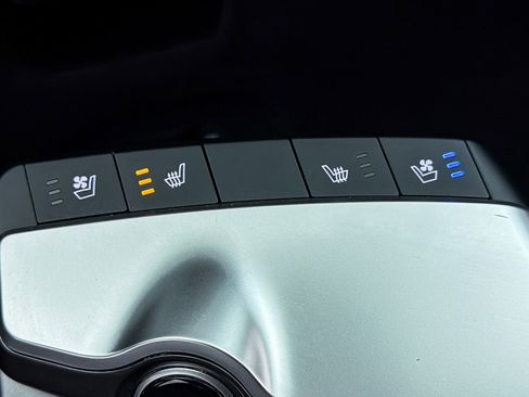 Used 2022 Kia EV6 Wind image 7