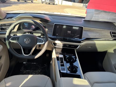 New 2026 Volkswagen Atlas SEL image 22