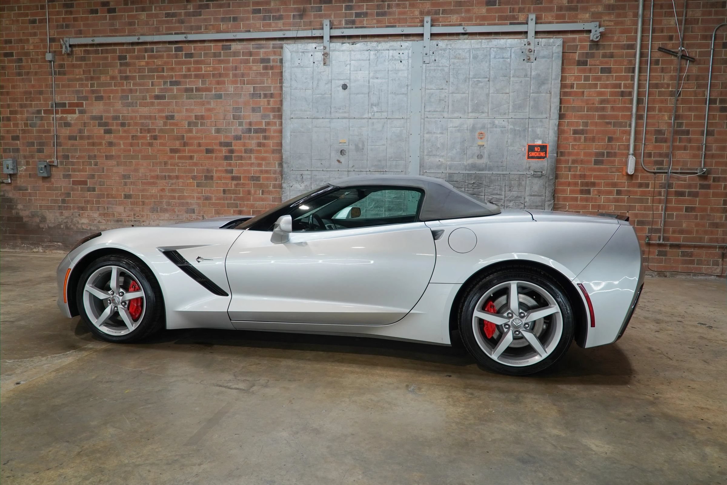 Used 2014 Chevrolet Corvette Stingray Convertible w/ 3LT Preferred Equipment Group RWD image 10