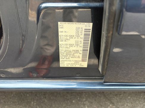 Used 2016 Nissan Frontier SL AWD/4WD image 39