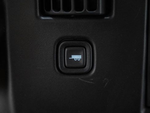 Used 2024 GMC Savana 2500 w/ Driver Convenience Package image 30