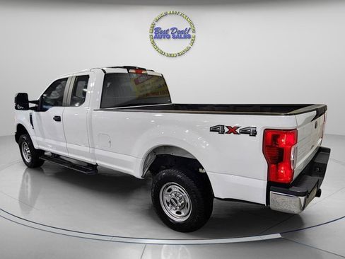 Used 2021 Ford F250 XL w/ Power Equipment Group AWD/4WD image 4