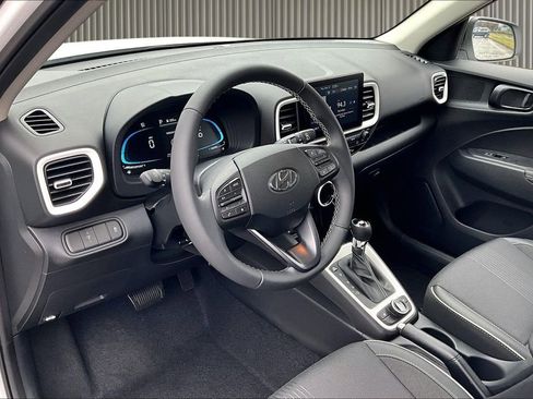 New 2026 Hyundai Venue SEL image 7