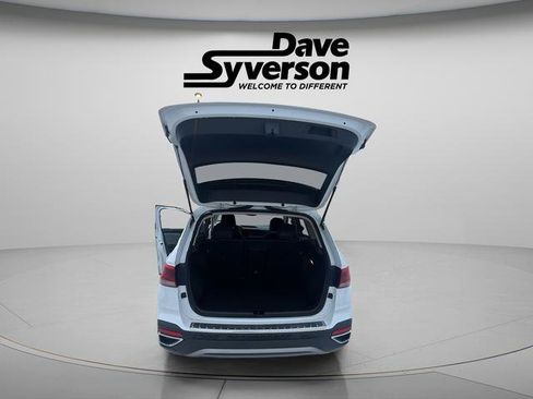 Used 2023 Volkswagen Taos SE image 7