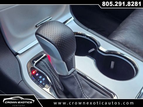 Used 2016 Jeep Grand Cherokee SRT image 33