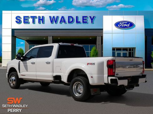 Certified 2026 Ford F350 Platinum w/ Platinum Plus Package image 7