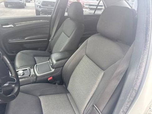 Used 2020 Chrysler 300 Touring w/ Sport Appearance Package RWD image 11
