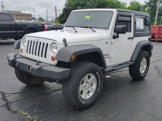 Used 2013 Jeep Wrangler Sport AWD/4WD video 1