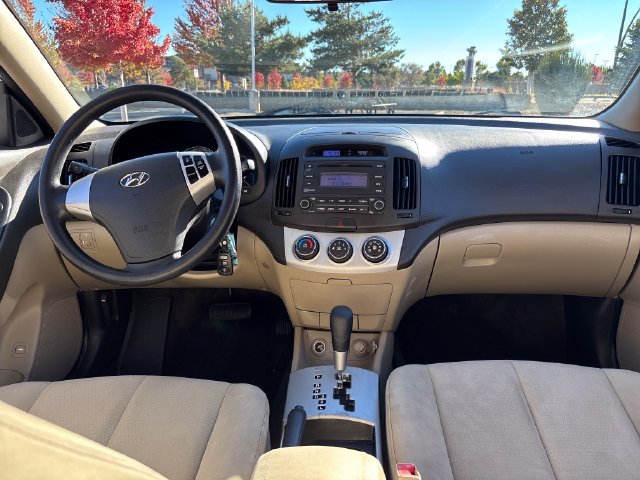 Used 2008 Hyundai Elantra Sedan FWD image 16