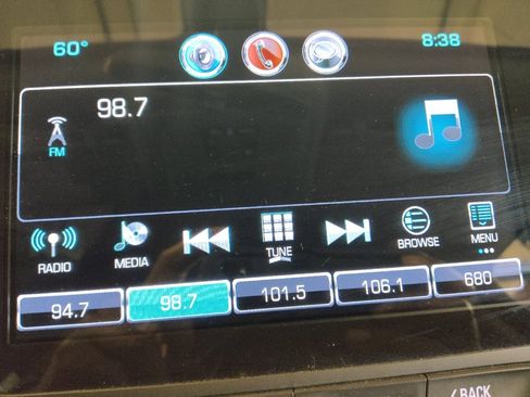 Used 2018 Chevrolet Equinox LT w/ Sun & Infotainment Package FWD image 25