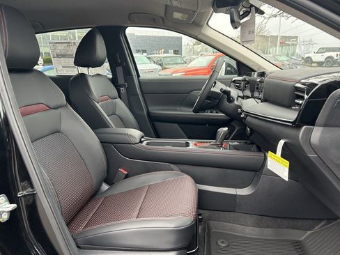 New 2025 Nissan Kicks SR w/ Illumination Package image 26