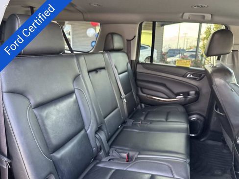 Used 2017 Chevrolet Suburban LT image 11
