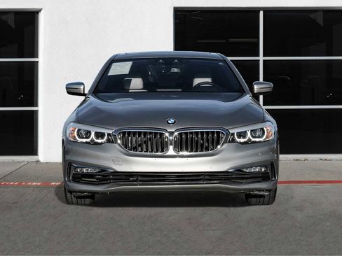Used 2018 BMW 530i 530i w/ Premium Package image 6