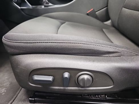 Used 2024 Chevrolet Malibu LT image 27