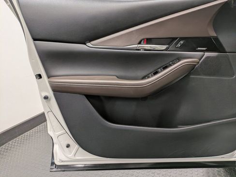 Certified 2022 MAZDA CX-30 AWD 2.5 S w/ Premium Package image 8