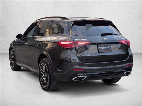 Used 2026 Mercedes-Benz GLC 300 4MATIC image 8