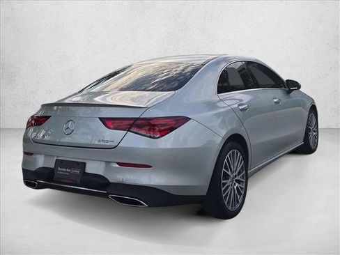 Used 2023 Mercedes-Benz CLA 250 image 5