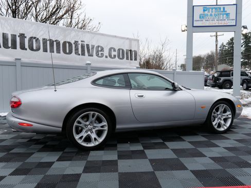 Used 2004 Jaguar XK8 Coupe image 63