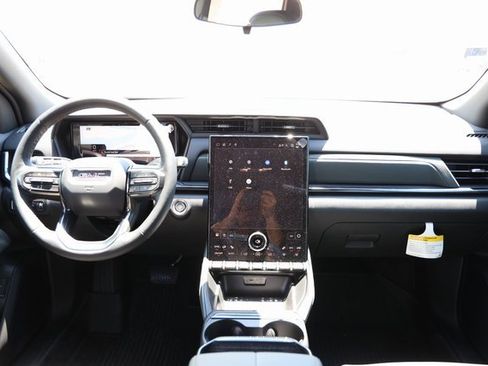 New 2026 GMC Terrain AT4 w/ LPO, Floor Liner Package image 11