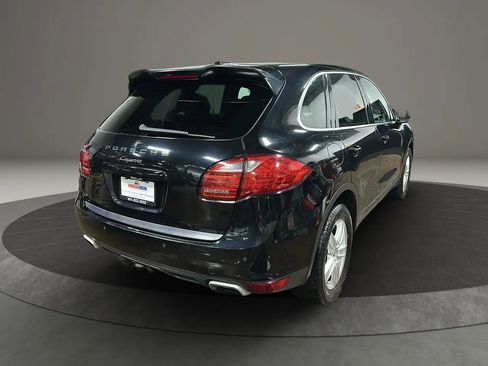 Used 2014 Porsche Cayenne image 5