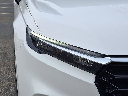 Certified 2026 Honda CR-V LX image 9