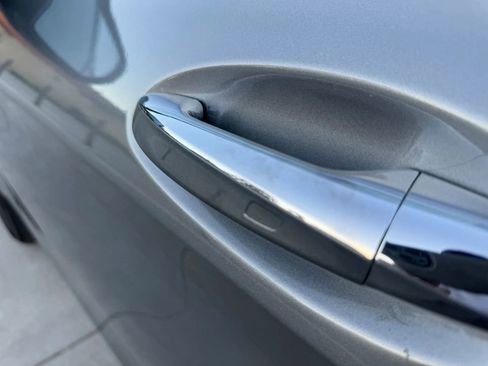 Used 2019 Mercedes-Benz GLC 300 GLC 300 Sport Utility 4D w/ Premium Package image 17